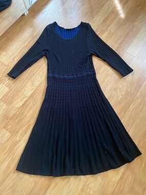 Nina Leonard Black Knit Long-Sleeve Pleated Dress